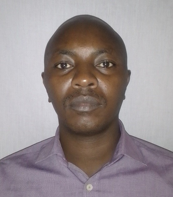 Vincent Mainga headshot